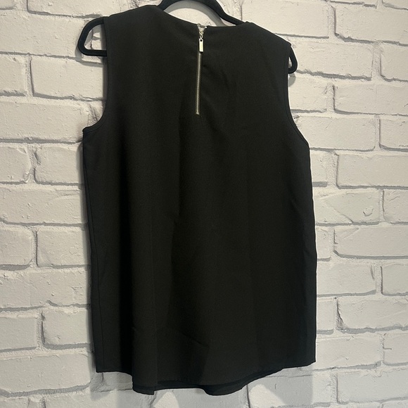 NWOT Alfani Black Sleeveless Blouse with Silver Trim size 12 - Picture 8 of 8